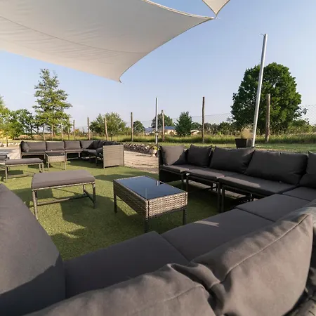 Elite Boutique Oerkeny Villa *
