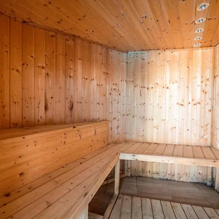 Elite Boutique Oerkeny 别墅 Orkeny