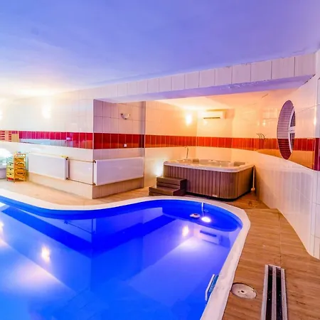 Elite Boutique Oerkeny Villa *