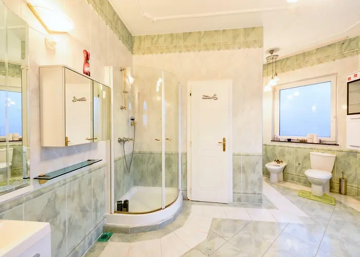 Elite Boutique Oerkeny *